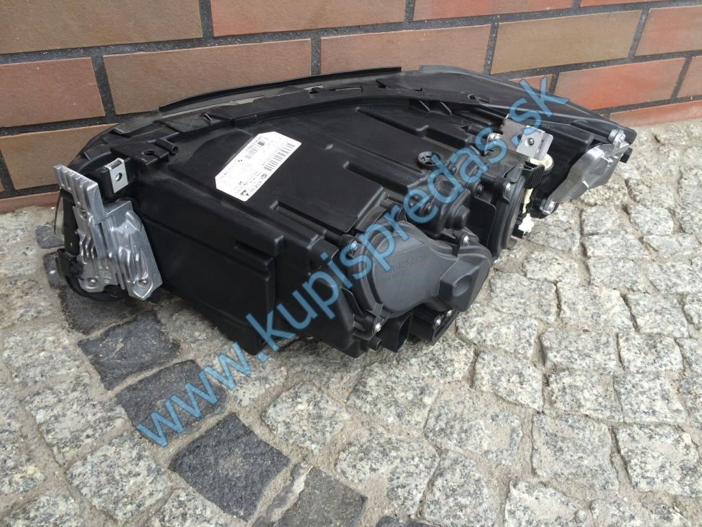 Predné pravé svetlo BMW 5 F10 F11 LED ADAPTIVE